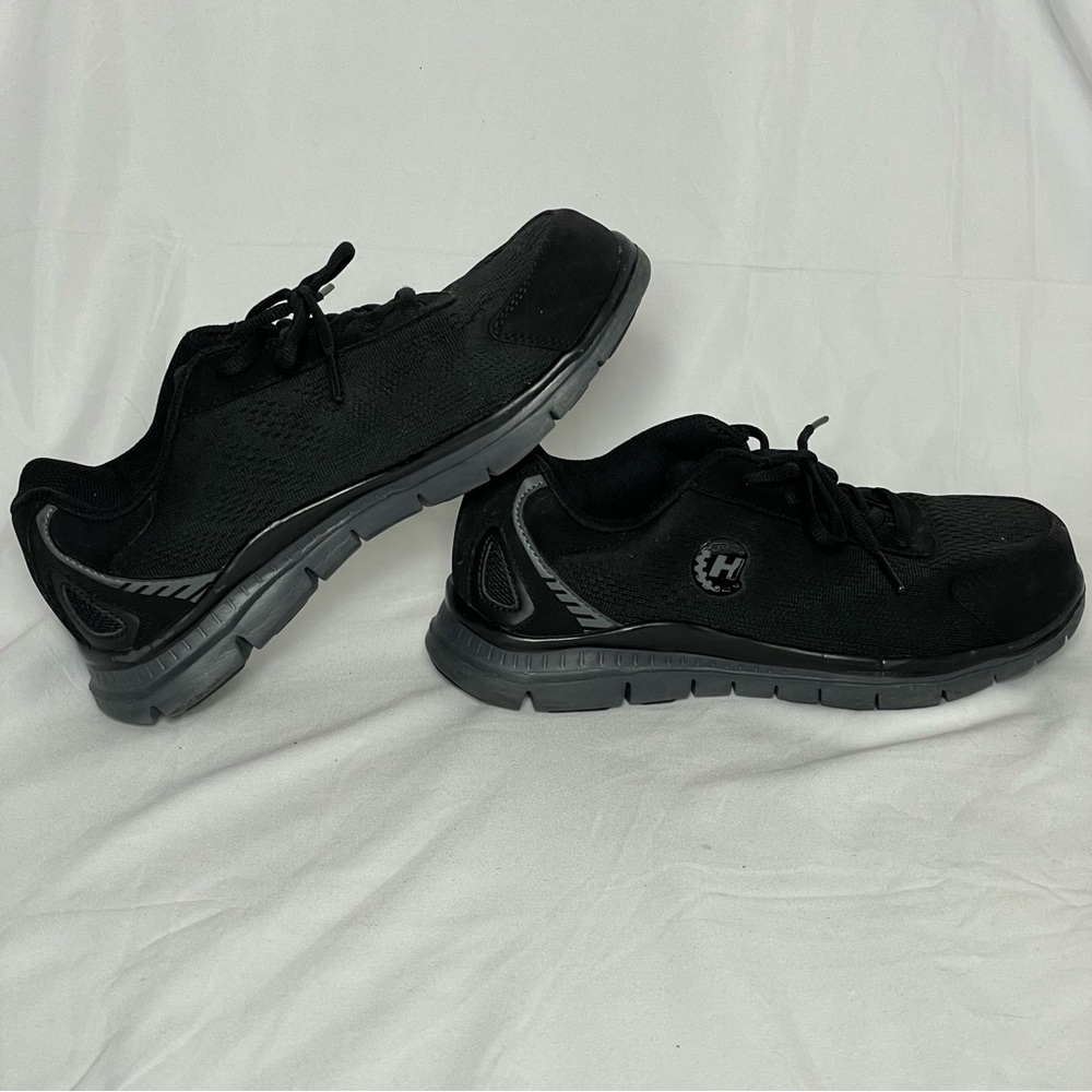 HYTEST BOLT ATHLETIC K11170 Size 6.5 Steel Toe Work Shoe